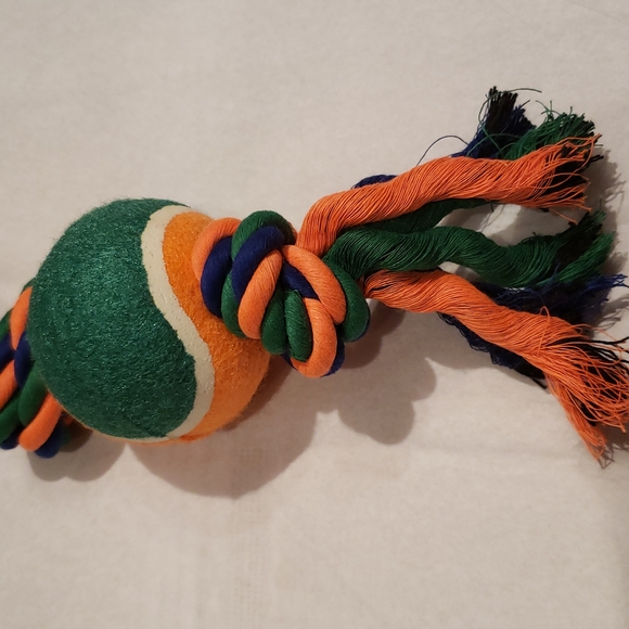 HP🎉Bow Wow Pals NEW DOG TOY Classic Rope Tug w/Ball Two Knot RUN ~ JUMP ~ FETCH - Picture 9 of 9